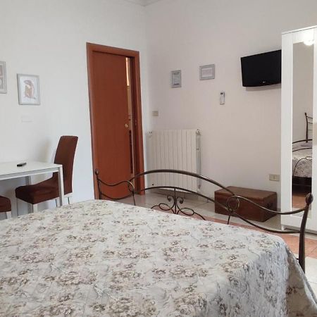 Da Vinci Affittacamere Borgo Taranto Exteriér fotografie